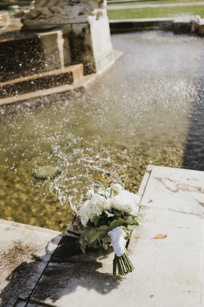 Luxury downtown Cleveland wedding bouquet detail