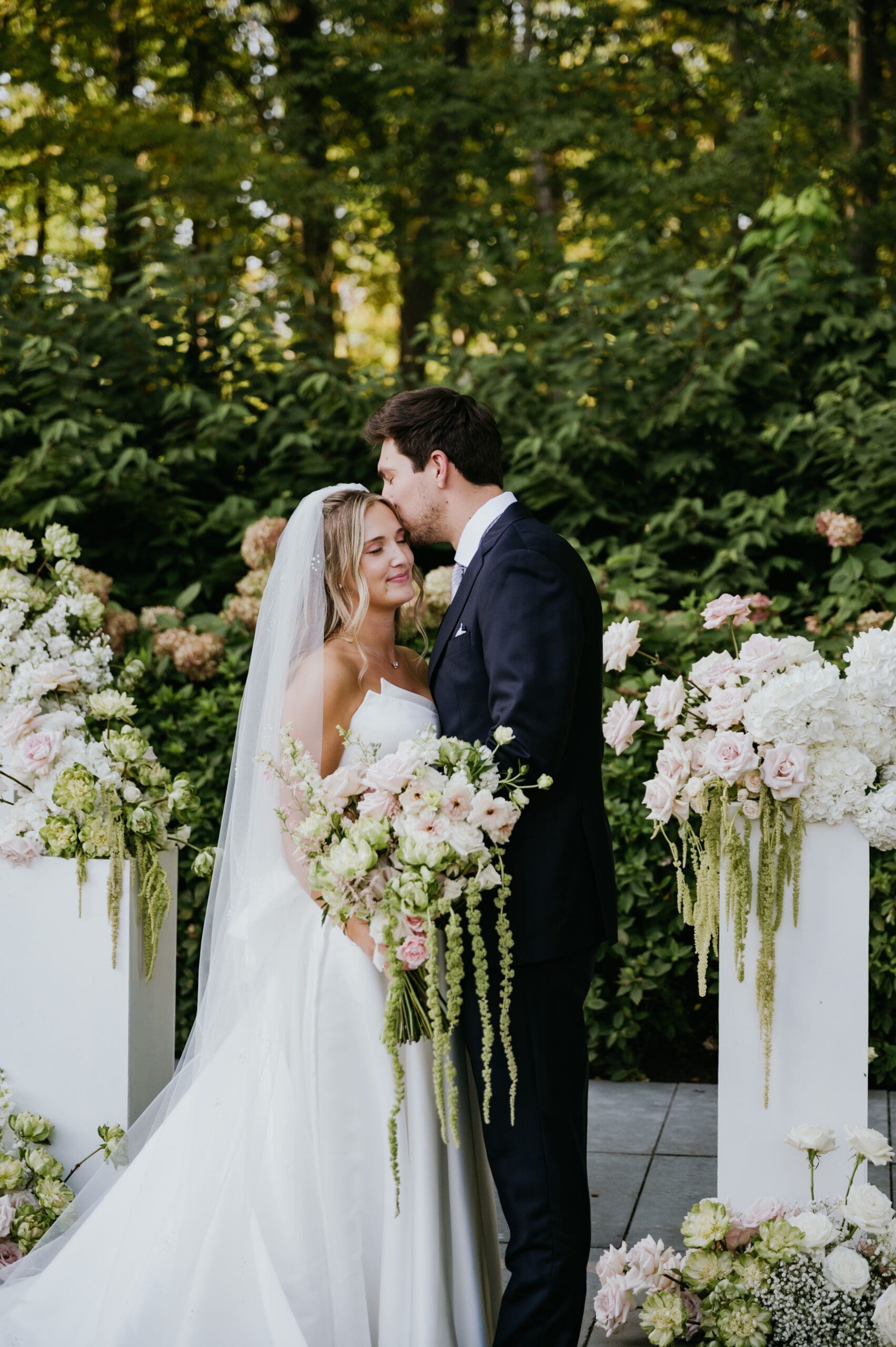 Luxury wedding portraits at Highfields Event Center